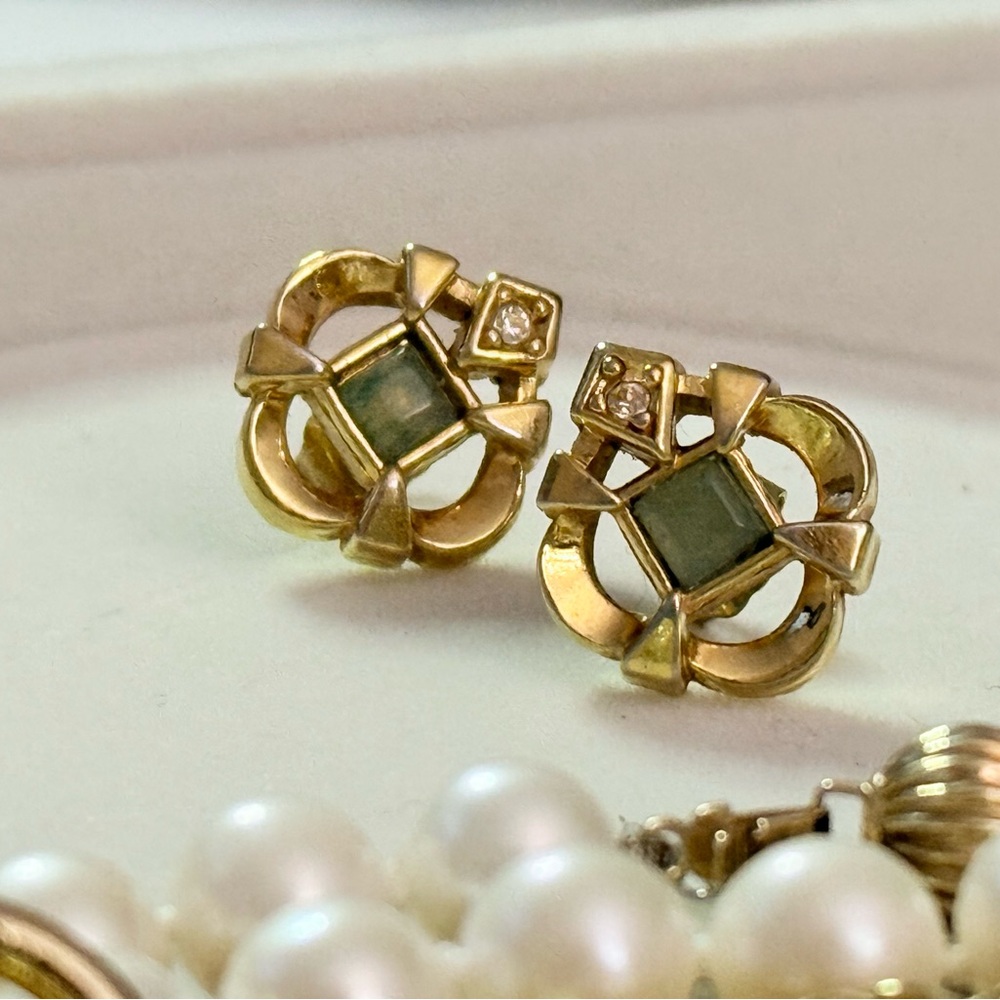 Avon Gold and Green Lattice Earrings